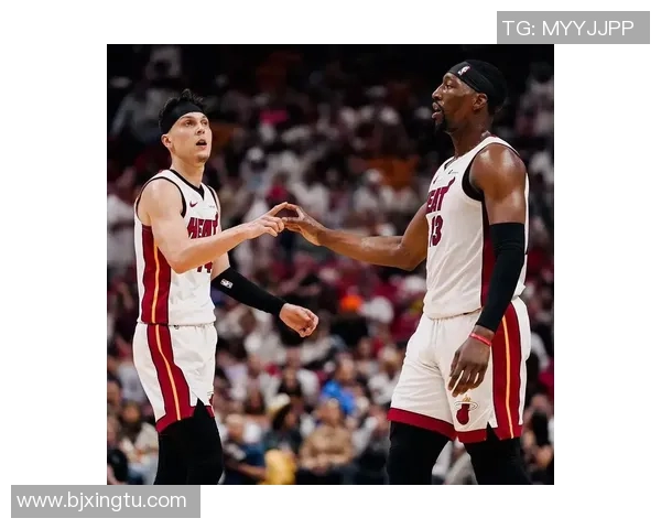 2006年NBA季后赛热火与骑士经典对决全场录像回顾与精彩瞬间解析 2006年NBA季后赛热火与骑士经典对决全场录像回顾与精彩瞬间解析